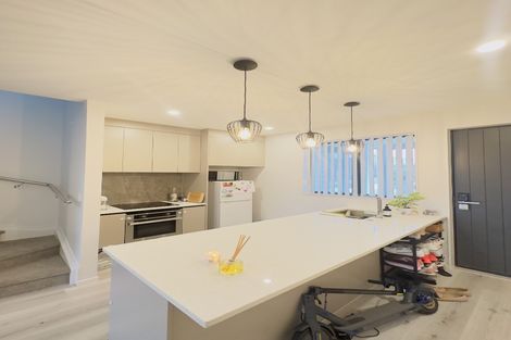 Photo of property in 12 Taiaha Street, Papakura, 2110