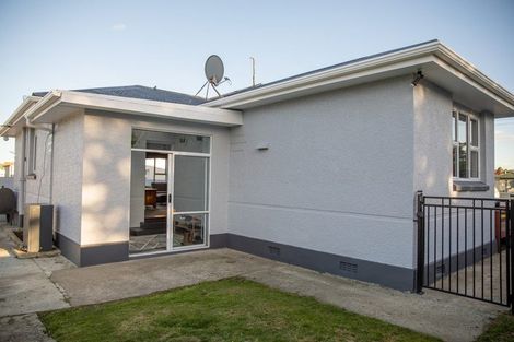 Photo of property in 52 Kitchener Street, Gore, 9710