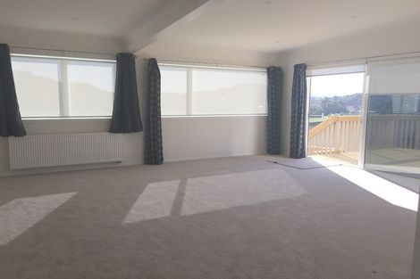 Photo of property in 12 Bluejacket Place, Whitby, Porirua, 5024
