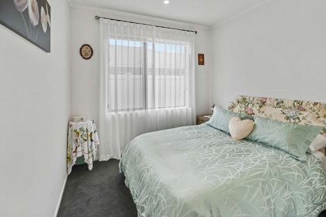 Photo of property in 3 Topping Place, Whitianga, 3510