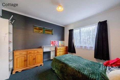 Photo of property in 18 Howard Road, Taradale, Napier, 4112