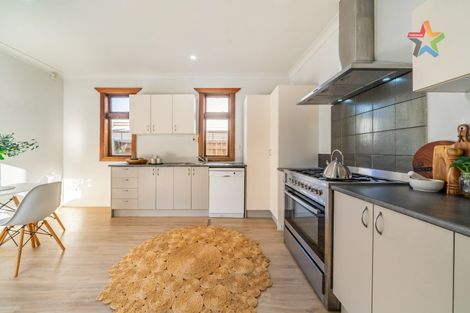 Photo of property in 50 Brook Street, Waterloo, Lower Hutt, 5011