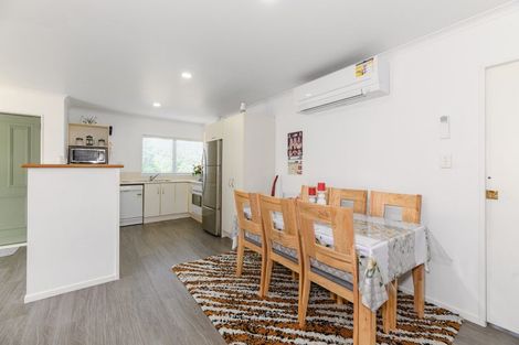 Photo of property in 162 Waitemata Drive, Ranui, Auckland, 0612