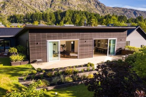 Photo of property in 53 Mathias Terrace, Arthurs Point, Queenstown, 9371