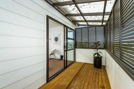 Photo of property in 2/6 Evan Street, Belmont, Auckland, 0622