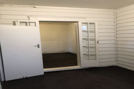 Photo of property in 15 Queens Parade, Devonport, Auckland, 0624