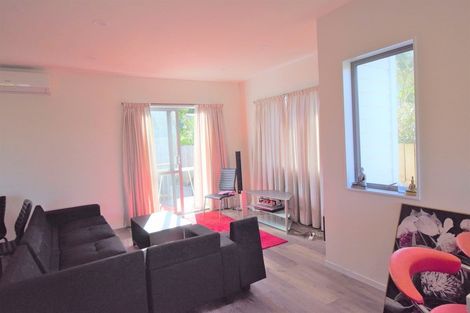 Photo of property in 15c Reynella Drive, Massey, Auckland, 0614