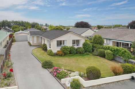 Photo of property in 14 Greenock Street, Redwood, Christchurch, 8051