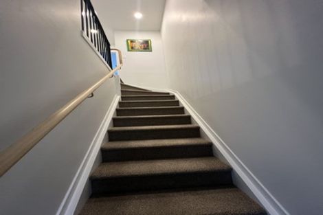 Photo of property in 9/20 Moor Avenue, Te Atatu Peninsula, Auckland, 0610