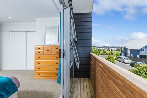 Photo of property in 41 Liquidambar Drive, Hobsonville, Auckland, 0616