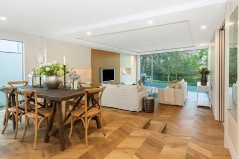 Photo of property in 16 Carlton Mill Road, Merivale, Christchurch, 8014