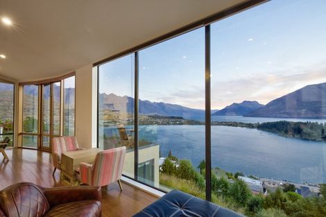 Photo of property in 20 Peregrine Place, Queenstown, 9300