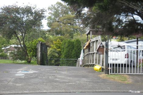 Photo of property in 23 Ngatira Place, Clendon Park, Auckland, 2103