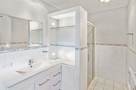 Photo of property in 38 Luton Avenue, Sunnyhills, Auckland, 2010