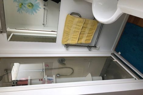 Photo of property in 4 Milich Terrace, Te Atatu South, Auckland, 0610