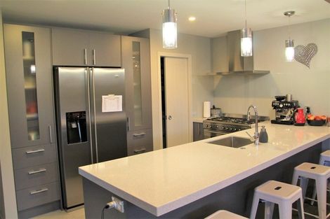 Photo of property in 12 The Rocks, Flagstaff, Hamilton, 3210