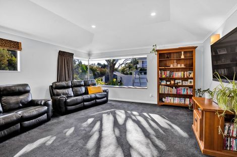 Photo of property in 84 Dorset Avenue, Lynmouth, New Plymouth, 4310