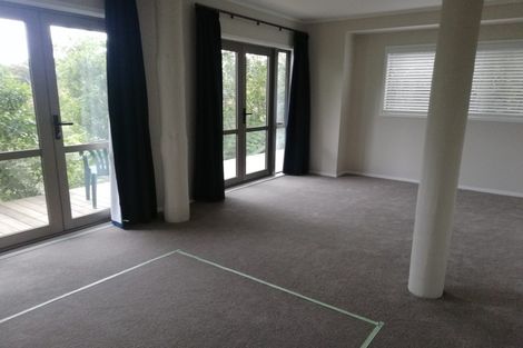 Photo of property in 2/5 Aries Place, Shelly Park, Auckland, 2014