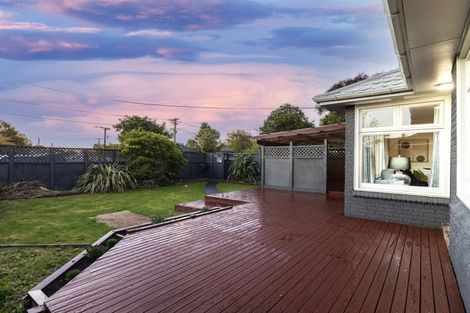 Photo of property in 240 Westminster Street, Mairehau, Christchurch, 8013