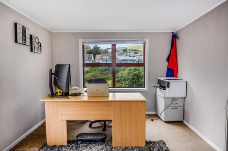 Photo of property in 136 Driver Crescent, Cannons Creek, Porirua, 5024