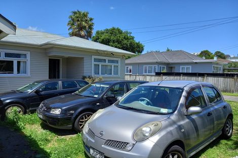 Photo of property in 2 Aliford Avenue, One Tree Hill, Auckland, 1061