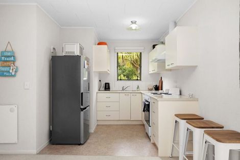 Photo of property in 3 Rongomau Lane, Raumati South, Paraparaumu, 5032