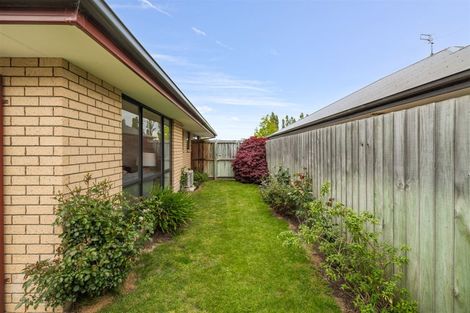 Photo of property in 12 Somerville Crescent, Aidanfield, Christchurch, 8025