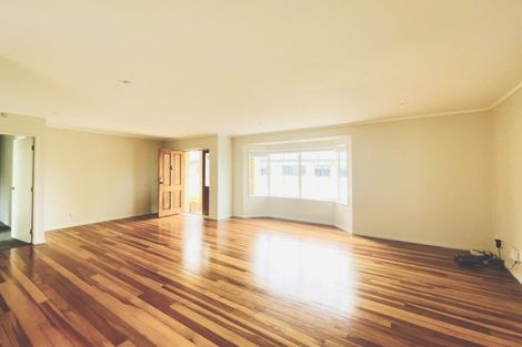 Photo of property in 53 Stratford Road, Manurewa, Auckland, 2105