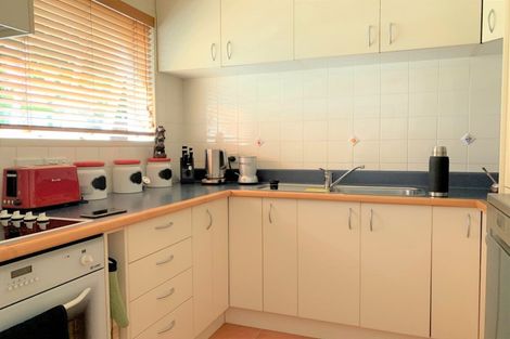 Photo of property in 2/8 Domett Avenue, Epsom, Auckland, 1023