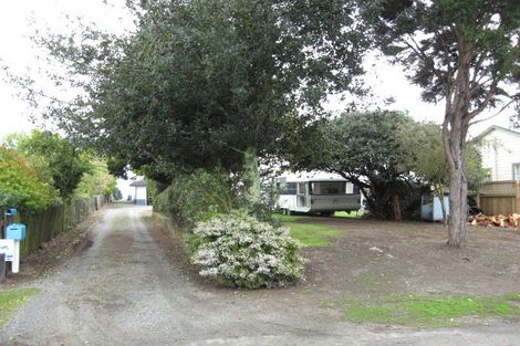 Photo of property in 16 Martin Street, Monaco, Nelson, 7011