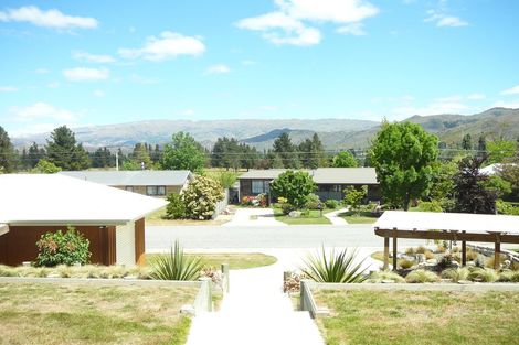 Photo of property in 86 Newcastle Street, Clyde, 9330