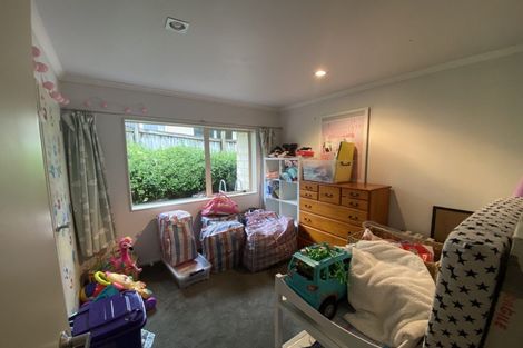 Photo of property in 5 Chloe Place, Massey, Auckland, 0614