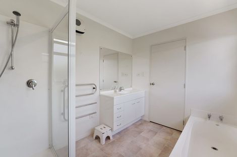 Photo of property in 9/148 Brightside Road, Stanmore Bay, Whangaparaoa, 0932