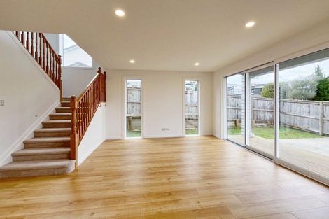 Photo of property in 30 Kenmure Avenue, Forrest Hill, Auckland, 0620