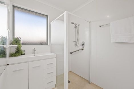 Photo of property in 3/16 Blake Street, Waitara, 4320