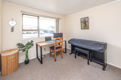 Photo of property in 2 Hampton Place, Springvale, Whanganui, 4501