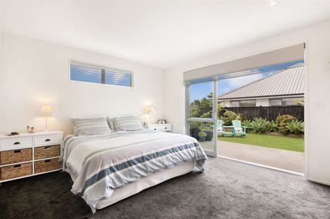 Photo of property in 8 Defender Crescent, Beachlands, Auckland, 2018