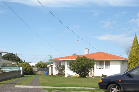 Photo of property in 14 Balmoral Crescent, Springvale, Whanganui, 4501