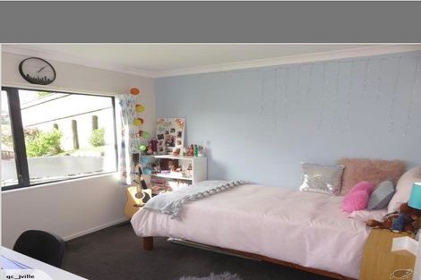 Photo of property in 7 Hetsby Place, Churton Park, Wellington, 6037