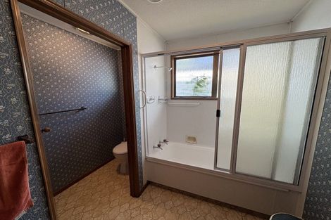 Photo of property in 18 Hood Crescent, Arrowtown, 9302