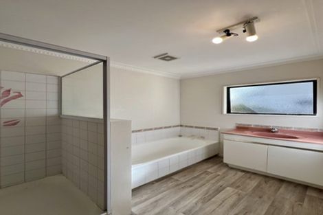 Photo of property in 162 Totara Drive, Pukete, Hamilton, 3200