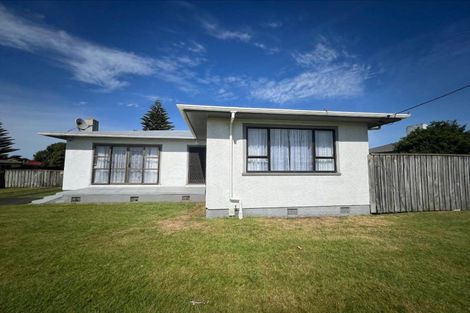 Photo of property in 15 Cornfoot Street, Castlecliff, Whanganui, 4501