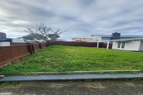 Photo of property in 5 Lane Road, Weymouth, Auckland, 2103