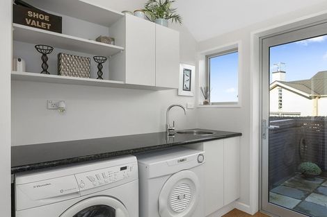 Photo of property in 11 Holyport Close, Fairfield, Dunedin, 9018