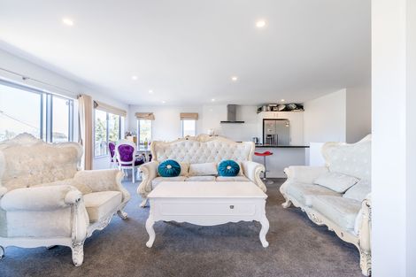 Photo of property in 36 Makora Road, Massey, Auckland, 0614