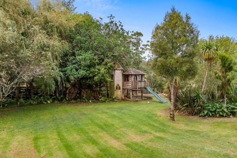 Photo of property in 682 Haruru Road, Kaukapakapa, 0873
