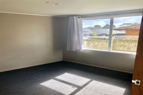 Photo of property in 51 Sturges Road, Henderson, Auckland, 0612