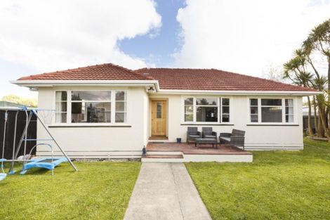 Photo of property in 6 Waterford Place, Westbrook, Palmerston North, 4412