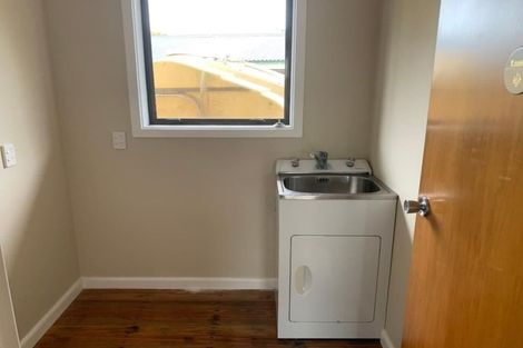 Photo of property in 17 Ostend Place, Avonhead, Christchurch, 8042