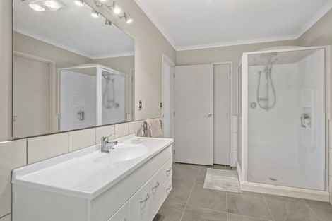 Photo of property in 4 Atkins Lane, Hamurana, Rotorua, 3097